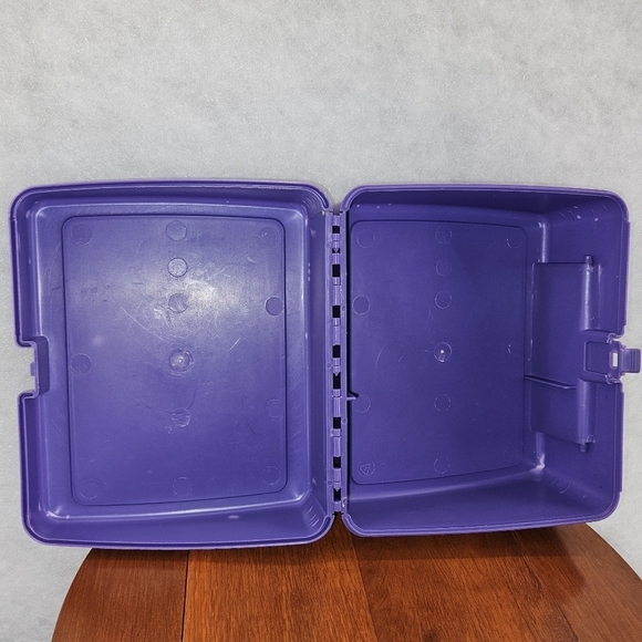 Vintage 1997 Barbie Plastic Lunch box With Thermos Purple - Picture 3 of 11